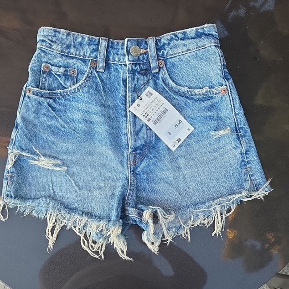 Zara Pants - Zara Blue Frayed Hem Jean Shorts